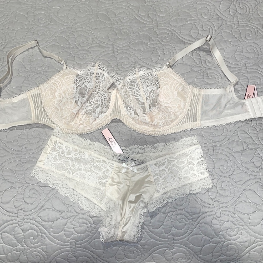 Victoria’s Secret Bra and Panty